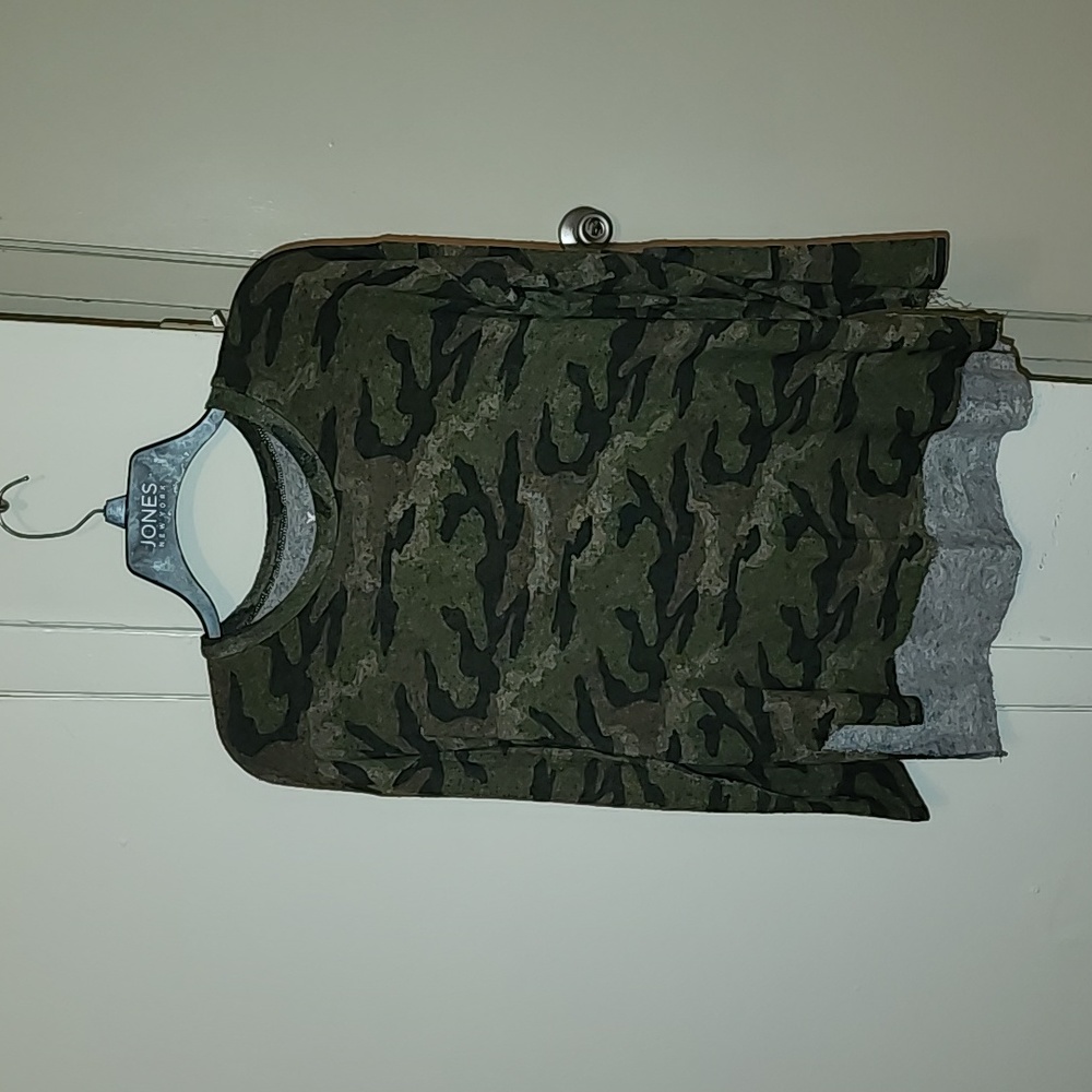 AE sweater